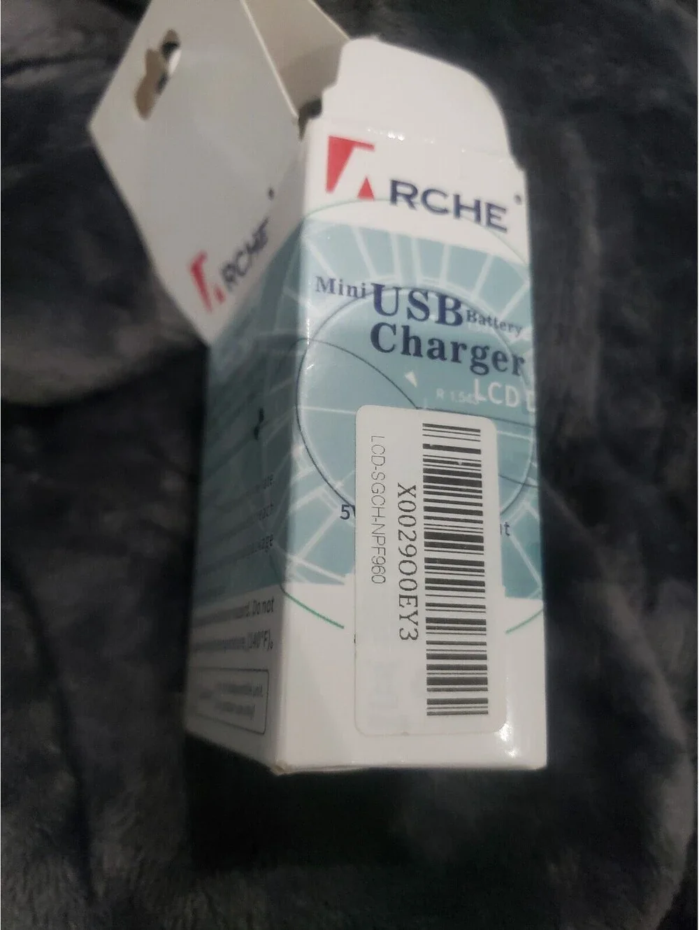 Arche Digital LCD Camera/Camcorder Battery Charger